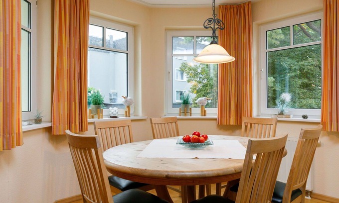 Ostvorpommern Apartment | Beautiful apartment for 4 people with WIFI, TV and balcony