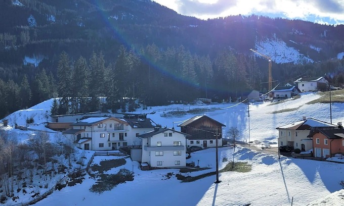 Wenns Apartment | Beautiful apartment for 4 guests with WIFI, TV and terrace