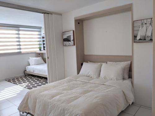 Jayuya Apartment | Beautiful apartment in Condado with beach access!