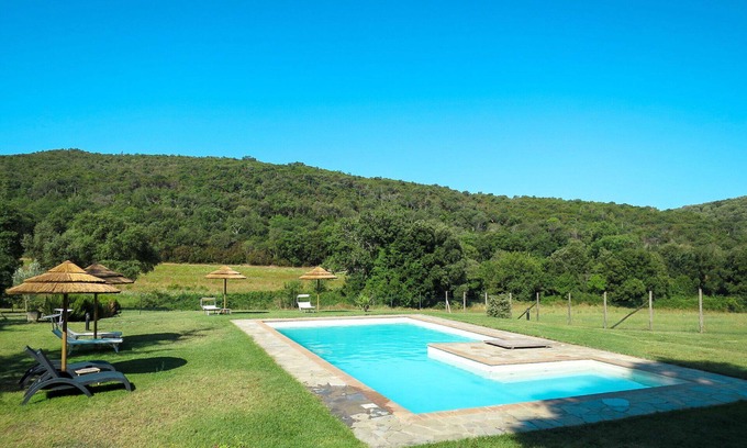 Montorsaio House | Beautiful apartment in villa with pool, WIFI, TV, patio, pets allowed and panoramic view