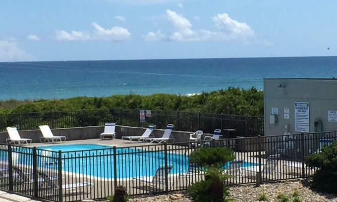 Morehead City Condo | Beautiful Beach Condo with ocean view and 2 Pools!