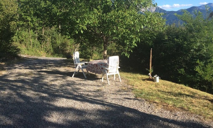 Saint-Apollinaire Ski Chalet | Beautiful Chalet with Terrace, Garden, Barbecue, Parking