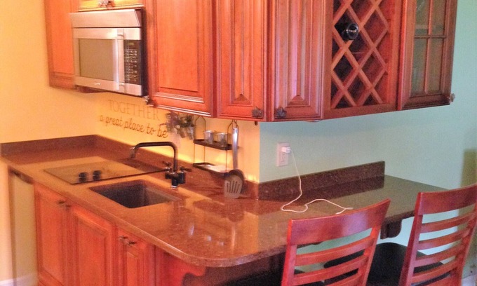 Warren Condo | Beautiful condo less than 3 miles from the ski lift