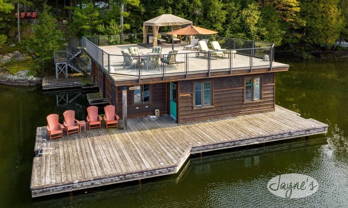 Muskoka Lakes Cottage | Beautiful Cottage & Bunkie w/Unbeatable Boathouse Deck! South Rosseau! Sunsets!