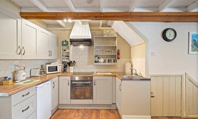 Dunster House | Beautiful Cottage, Parking, Central Dunster