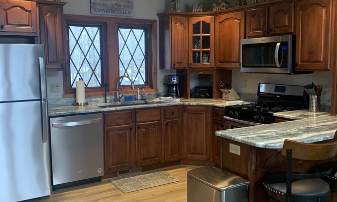 Clymer Condo | Beautiful fall colors! PknPk Canterbury Woods. Golf course views Sleeps 10