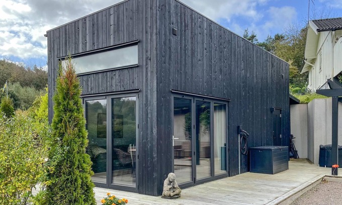 Varberg Municipality House | Beautiful home in Varberg with sauna