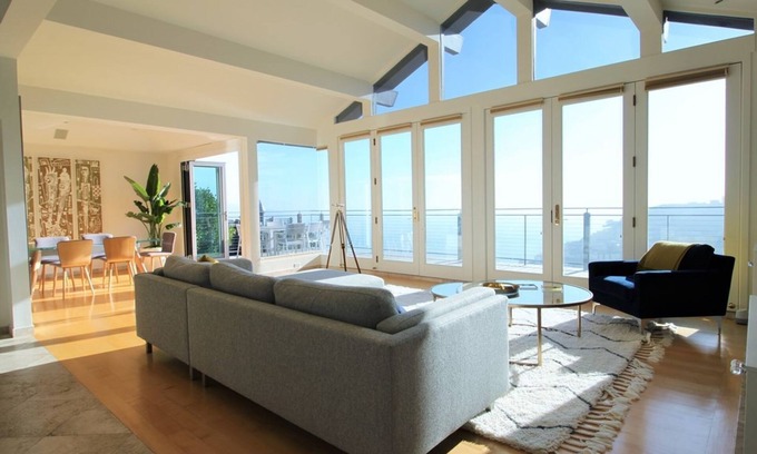 Sausalito House | Beautiful Home w/Stunning Views from Every Room for Monthly Rental
