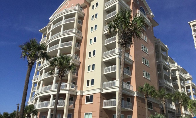 Myrtle Beach Resort | Beautiful Luxury Beach/Ocean Front Resorts - Marriott's Ocean Watch Resorts