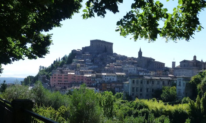 Soriano nel Cimino Apartment | Beautiful Newly Renovated Holiday Home with Stunning Mountain & Castle Views