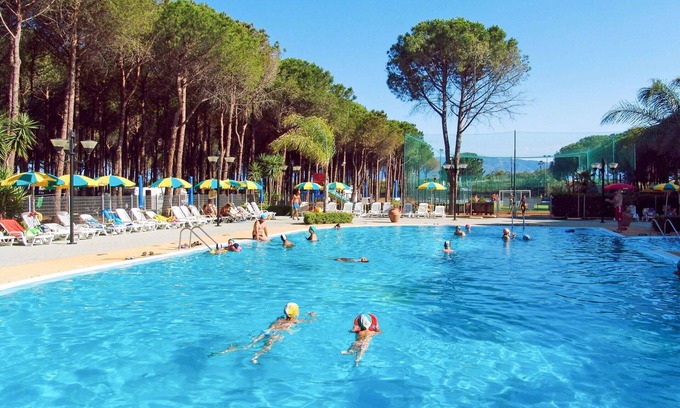 Marina di Schiavonea House | Beautiful private villa for 4 people with A/C, pool, WIFI, terrace and pets allowed