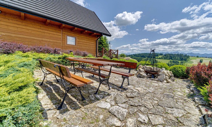 Czarny Dunajec House | Beautiful private villa for 7 people with WIFI, TV, patio and pets allowed