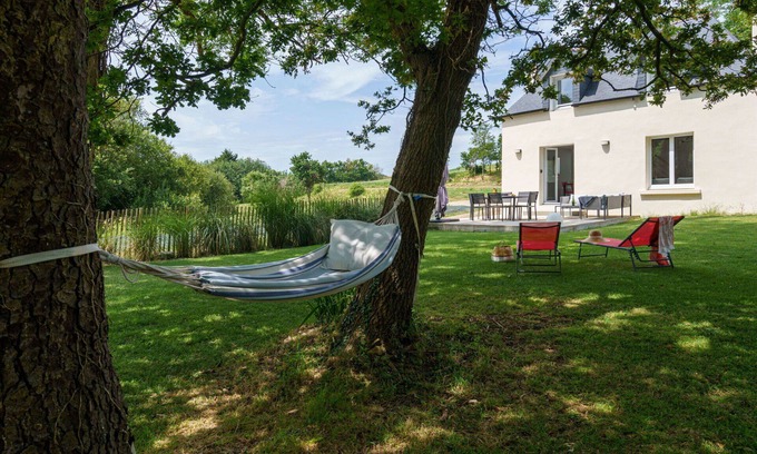 Plovan House | Beautiful private villa for 5 guests with WIFI, TV and terrace