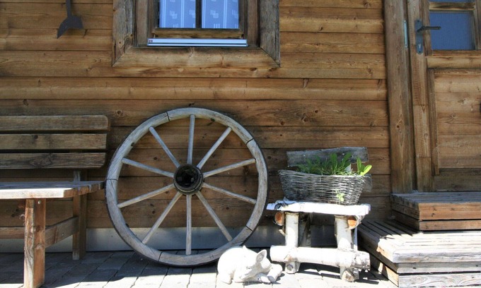 Schwendau House | Beautiful private villa for 6 people with WIFI, TV, terrace and pets allowed