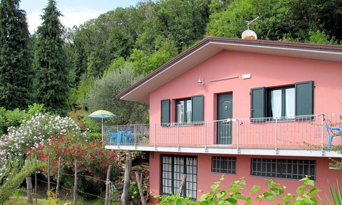 Massa House | Beautiful private villa for 4 guests with WIFI and TV