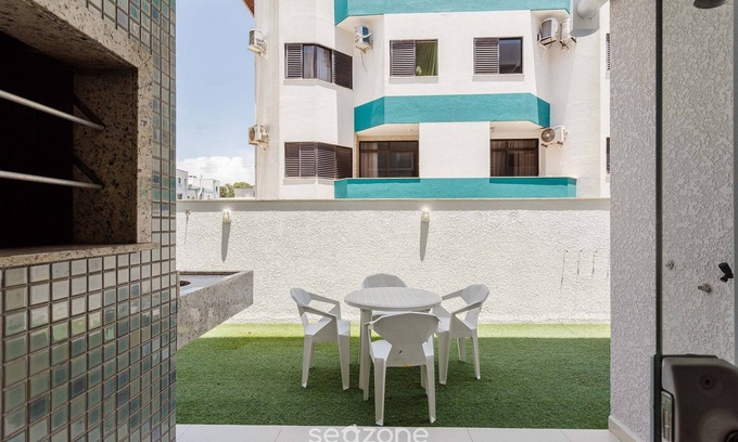 Ingleses do Rio Vermelho Apartment | Beautiful Seaside Apartment With Barbecue Rmi0007