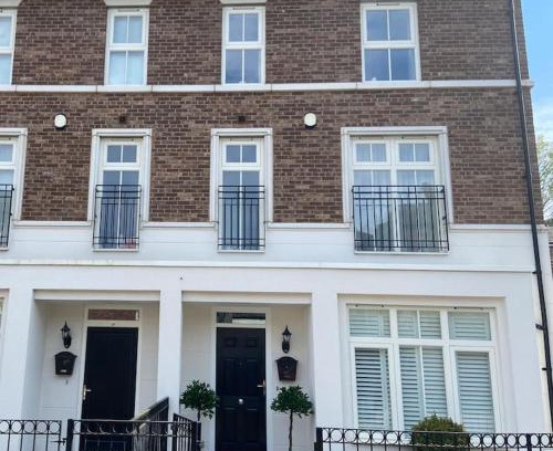 Knutsford House | Beautiful town house in the heart of Knutsford