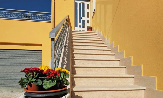 Ripatransone House | Beautiful villa for 6 people with WIFI, A/C, TV, terrace, pets allowed and panoramic view