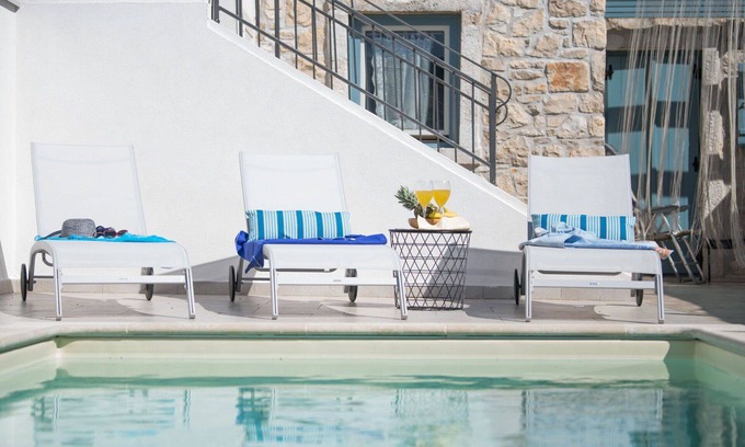 Fiorini House | Beautiful villa for 5 people with private pool, A/C, WIFI, TV, terrace and pets allowed