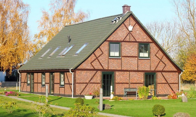 Lieschow House | Beautiful villa for 4 guests with WIFI, TV and patio
