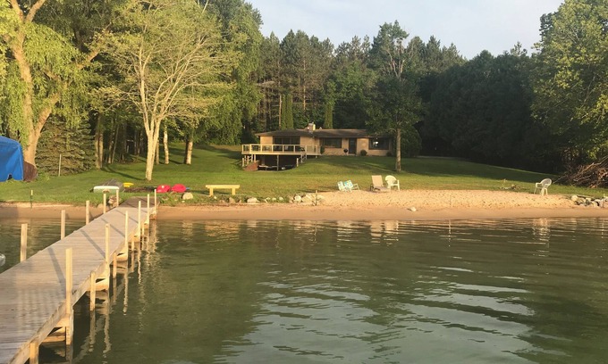 Petoskey House | Beautiful Walloon Lake Home - 10% discount if < 2 weeks to arrival