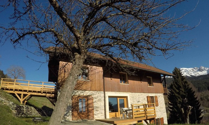 Sainte-Agnes House | Bed and Breakfast, Cottage under the three peaks, Belledonne, Isère, Alps, Prapoutel