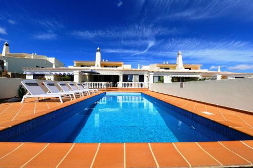 Castro Marim Villa | Bela Vivenda-pretty Family Villa With Pool & Golf