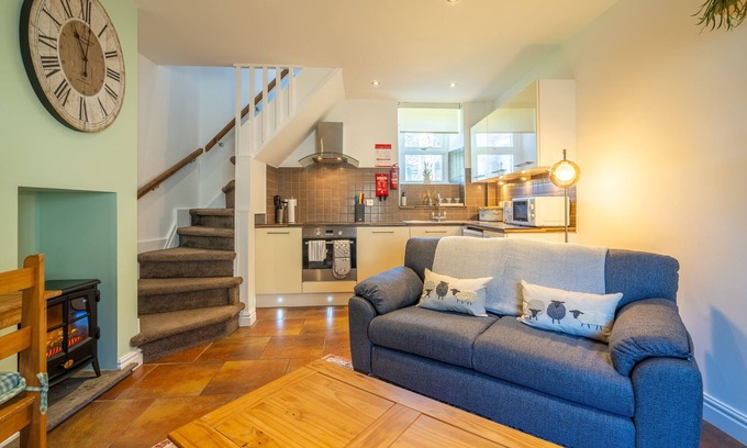 Cockermouth Apartment | Bell Cottage - Short stroll to Cockermouth Town Centre