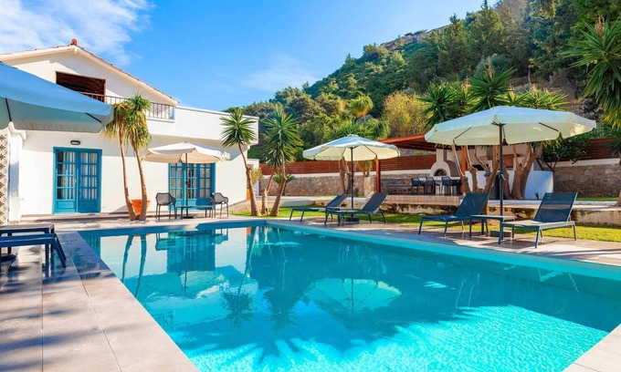 Ixia House | Bella Foresta Villa II