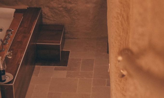 Sasso Caveoso House | Bellavitarooms-Isabel luxury Suite