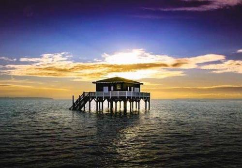 Ares House | Belle chambre lit King size