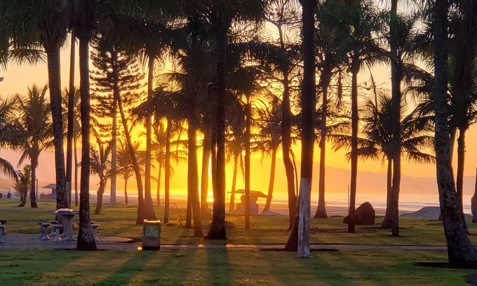 Vila Clais Apartment | Bertioga Cove. One block from the beach.