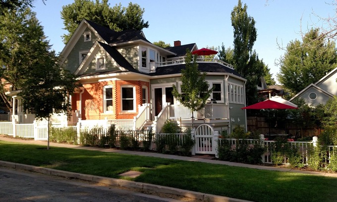 Whittier House | Best House in Boulder!