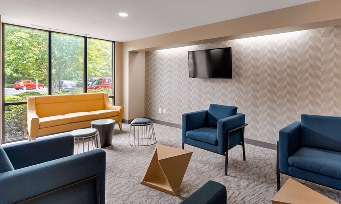 Augusta Hotel | Best Western Plus Augusta North Inn & Suites