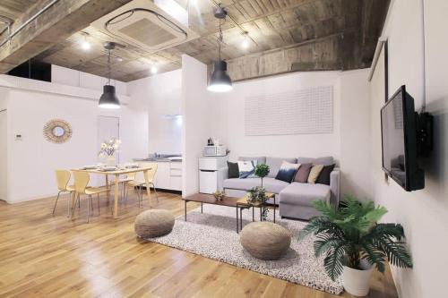 Hiroshima City Centre Apartment | bHOTEL Nikke - 1BR Apt for 10ppl near Hondori Shopping