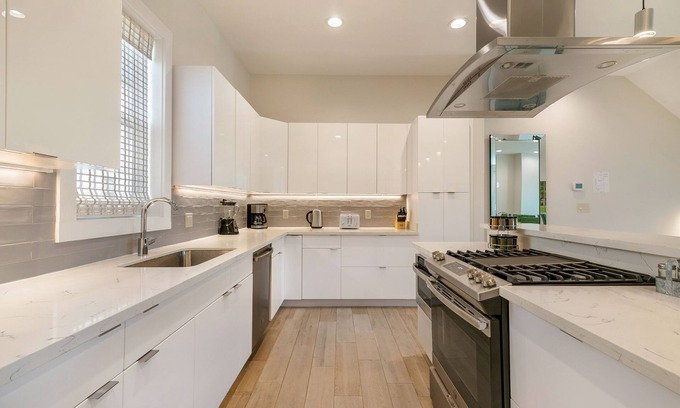 Mid-City Condo | Bienville Townhouse in Mid City near FQ