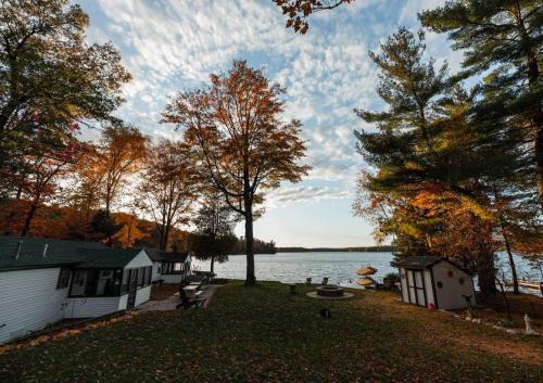 Holton House | Big Blue Lake Cottages, LLC - Cottage #2