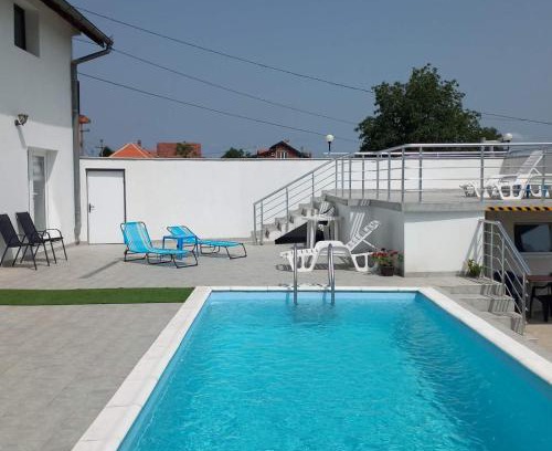 Mladenovac Apartment | BigNest