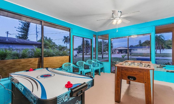Fort Myers House | Bikini Bottom Bungalow - Heated Pool & Game Room - Roelens Vacations