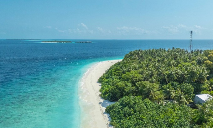 Kamadhoo Hotel | Biosphere by Hawks Hotels Kamadhoo Baa Atoll