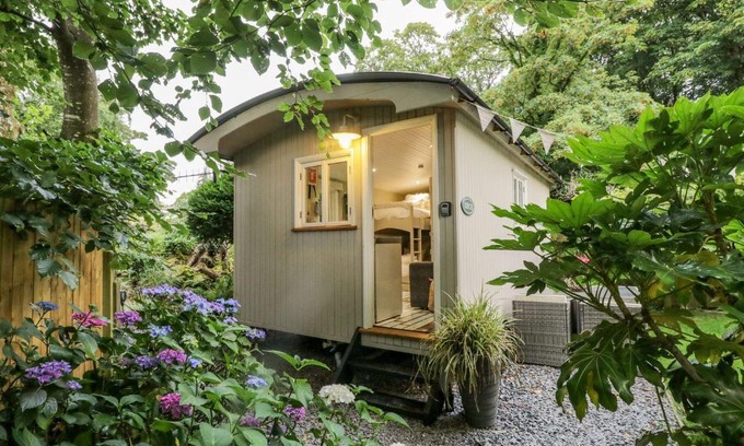 Haverthwaite House | Birch