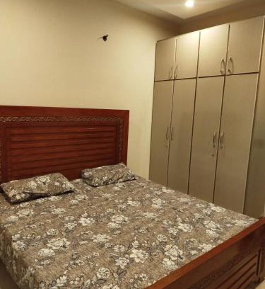 Lahore Bed & Breakfast | BK INN Hotel