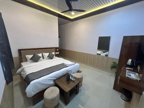 Pushkar Resort | Blackberry Resort Pushkar - Nature with Pool