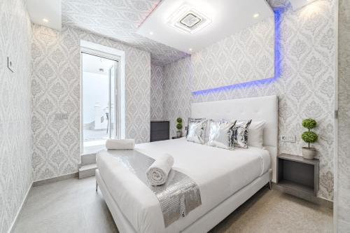 Callao Salvaje Apartment | Bloom Luxe Escape - Premium 2BR