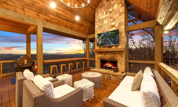 Blue Ridge Cabin | Blue Run- Blue Ridge GA