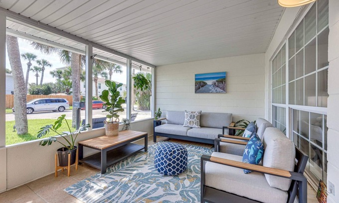 Jacksonville Cottage | Blue Seahorse Beach cottage, Private backyard, free parking, steps from the sand