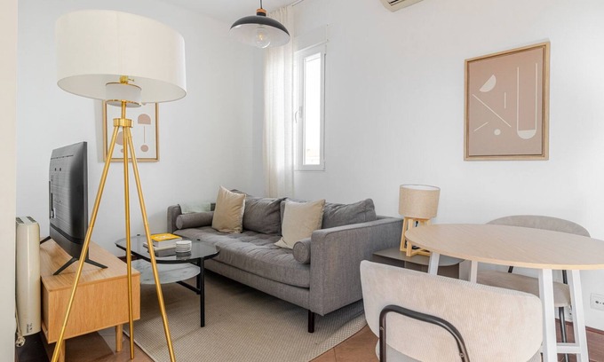 Castellana Apartment | Blueground | Castellana, AC & w/d, near Retiro