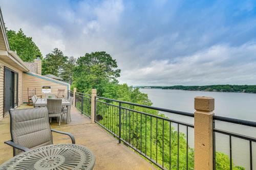 Lake Ozark Apartment | Boat Slip and Water Views Lake Ozark Condo