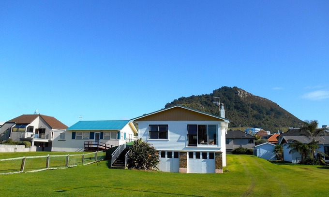Mount Maunganui Cottage | Bobs Bach - Mt Maunganui Bach
