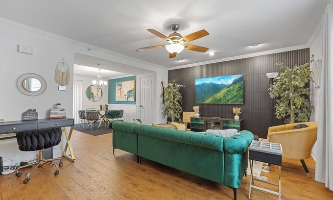 Smyrna House | Boho Lux Theme 3BR 3.5BA Near Truist Park